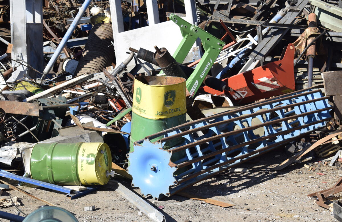 Recyclage de ferrailles et métaux agricoles : une source de revenu complémentaire