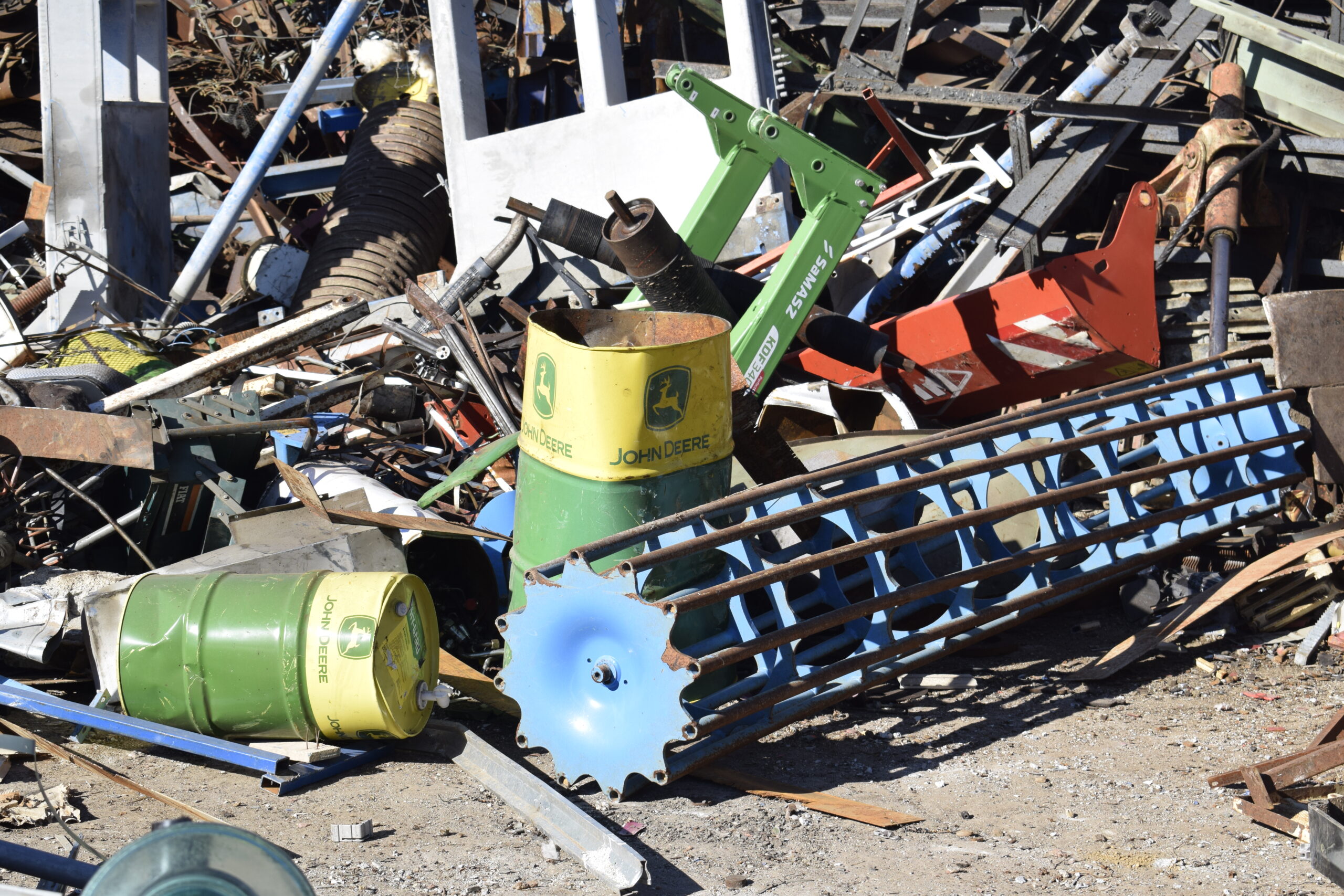 Recyclage de ferrailles et métaux agricoles : une source de revenu complémentaire