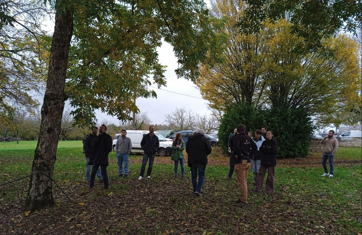 Station expérimentale de Creysse : une formation sur la noix de pécan