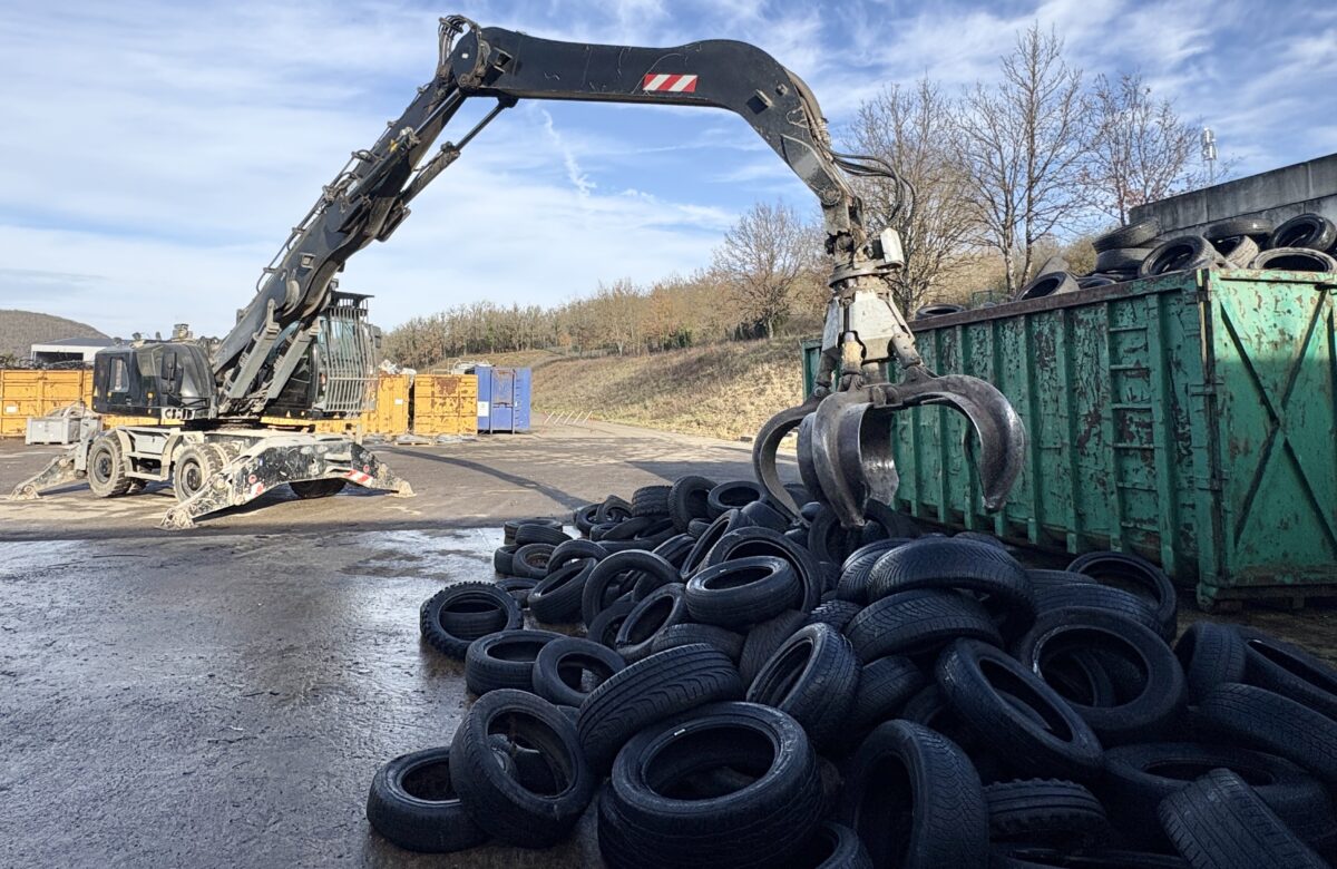 L&rsquo;entreprise Paprec à Mercuès collecte et trie les pneus agricoles