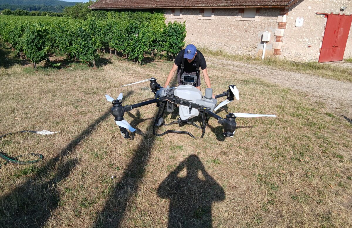 Viticulture À Anglars-Juillac, les drones agricoles ont fait leur démonstration